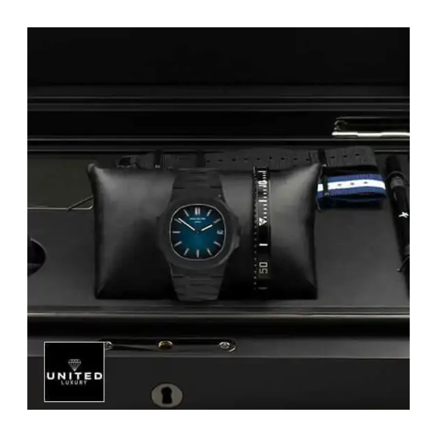 Patek Philippe Nautilus 42MM 5711/1A-010 Black Dial