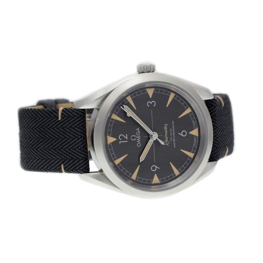 Omega Railmaster 40MM 220.12.40.20.01.001 Black Dial